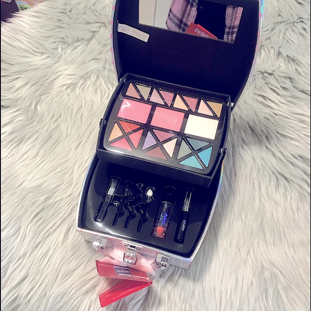 🆕Claire’s Oh•So•Pretty💋Travel Makeup Trunk🍭